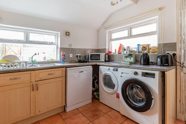 4 bed house, Dogfield Street, Cathays, Cardiff, CF244QL - Image 3